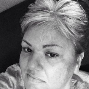 Meet your Posher, Pam